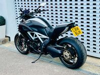 Ducati Diavel Diavel Carbon White 23