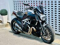 Ducati Diavel Diavel Carbon White 4