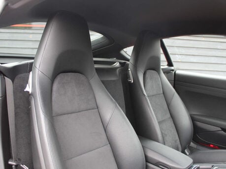Porsche 718 2.0 718 Cayman Semi-Auto 3dr 