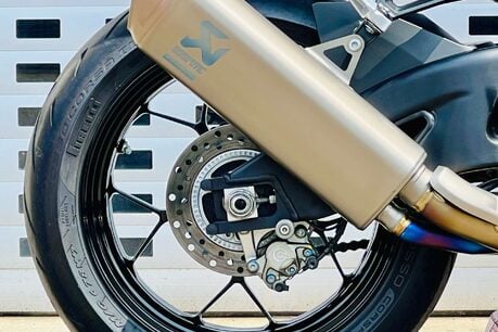Honda CBR CBR 1000 SP 11