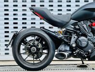Ducati Diavel Diavel 8