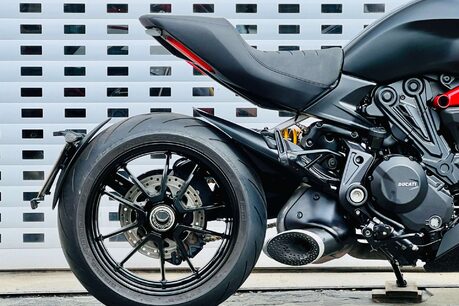 Ducati Diavel Diavel 8