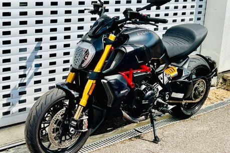 Ducati Diavel Diavel 24
