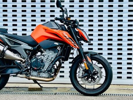 KTM Duke 790 Duke 24 