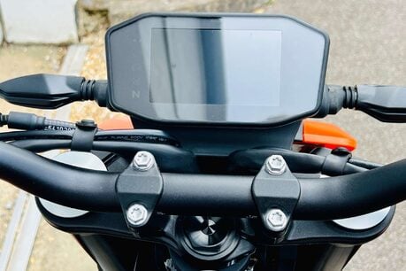 KTM Duke 790 Duke 24 19