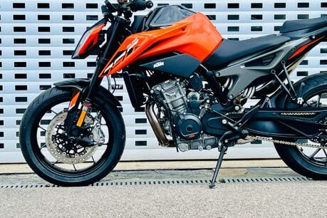KTM Duke 790 Duke 24 28