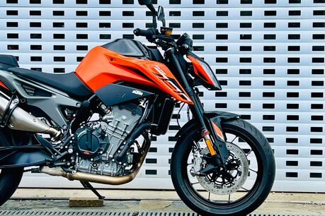 KTM Duke 790 Duke 24 7
