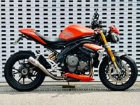 Triumph Speed Triple Speed Triple RS 1160 3