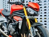 Triumph Speed Triple Speed Triple RS 1160 9
