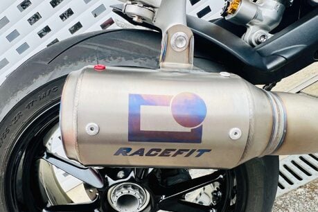 Triumph Speed Triple Speed Triple RS 1160 17