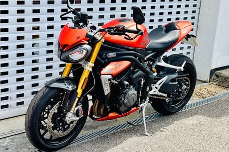 Triumph Speed Triple Speed Triple RS 1160 24