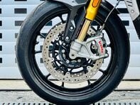 Triumph Speed Triple Speed Triple RS 1160 34