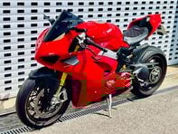 Ducati Panigale V4 Panigale V4S 24