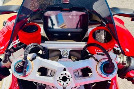 Ducati Panigale V4 Panigale V4S 29