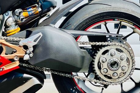Ducati Panigale V4 Panigale V4S 34