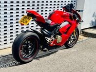 Ducati Panigale V4 Panigale V4S 2