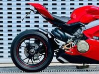 Ducati Panigale V4 Panigale V4S 5