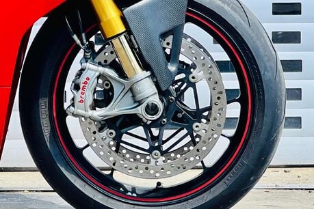Ducati Panigale V4 Panigale V4S 20