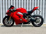 Ducati Panigale V4 Panigale V4S 23