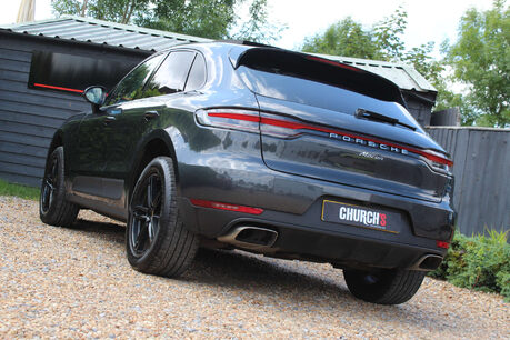 Porsche Macan 2.0 Macan Semi-Auto 4WD 5dr 19