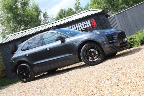 Porsche Macan 2.0 Macan Semi-Auto 4WD 5dr 1