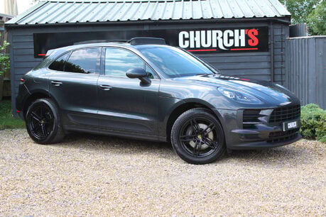 Porsche Macan 2.0 Macan Semi-Auto 4WD 5dr 3