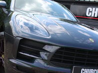 Porsche Macan 2.0 Macan Semi-Auto 4WD 5dr 4