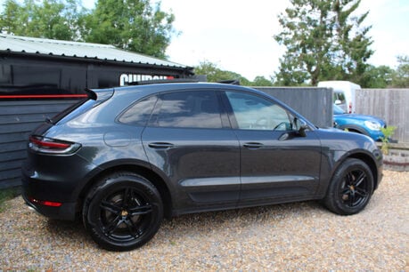 Porsche Macan 2.0 Macan Semi-Auto 4WD 5dr 10