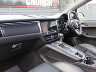 Porsche Macan 2.0 Macan Semi-Auto 4WD 5dr 16