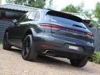 Porsche Macan 2.0 Macan Semi-Auto 4WD 5dr 19