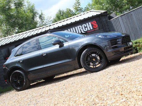 Porsche Macan 2.0 Macan Semi-Auto 4WD 5dr