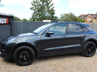 Porsche Macan 2.0 Macan Semi-Auto 4WD 5dr 15