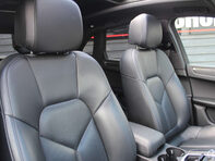 Porsche Macan 2.0 Macan Semi-Auto 4WD 5dr 7