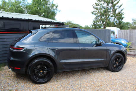 Porsche Macan 2.0 Macan Semi-Auto 4WD 5dr 10