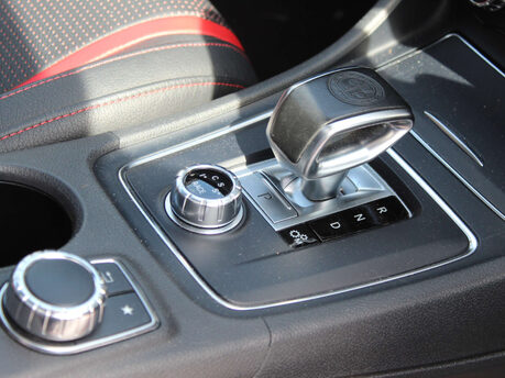 Mercedes-Benz A Class 2.0 A45 AMG (Premium) Hatchback 5dr Petrol SpdS DCT 4MATIC Euro 6 (s/s) (38 