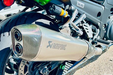 Kawasaki ZX ZZR 1400 15