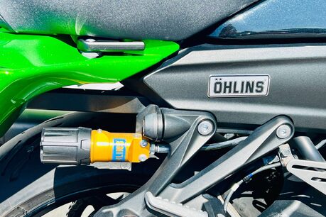 Kawasaki ZX ZZR 1400 18