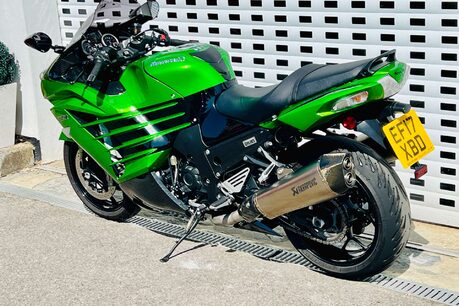 Kawasaki ZX ZZR 1400 21