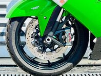 Kawasaki ZX ZZR 1400 27
