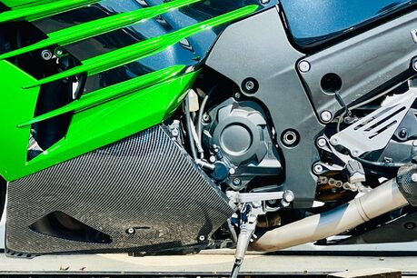 Kawasaki ZX ZZR 1400 28