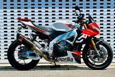 Aprilia Tuono Tuono V4 1100 Factory 2