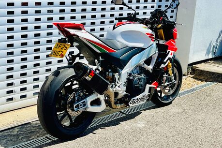 Aprilia Tuono Tuono V4 1100 Factory 5