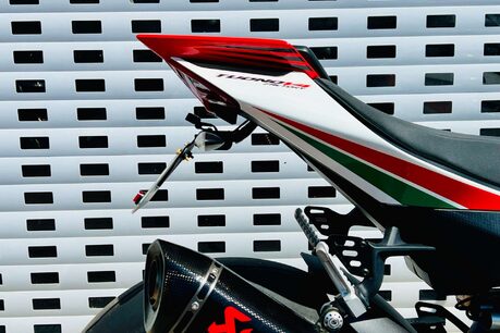 Aprilia Tuono Tuono V4 1100 Factory 6
