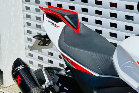 Aprilia Tuono Tuono V4 1100 Factory 7
