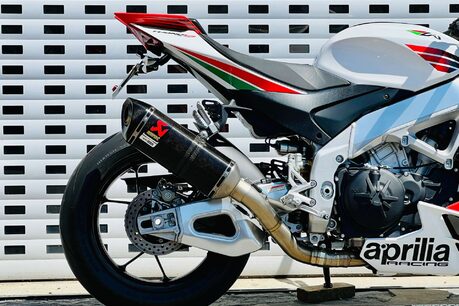 Aprilia Tuono Tuono V4 1100 Factory 9