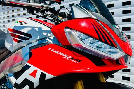 Aprilia Tuono Tuono V4 1100 Factory 12
