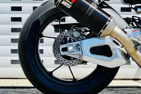 Aprilia Tuono Tuono V4 1100 Factory 14