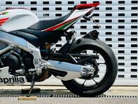 Aprilia Tuono Tuono V4 1100 Factory 27