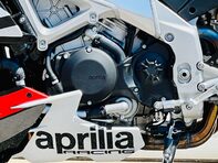 Aprilia Tuono Tuono V4 1100 Factory 32