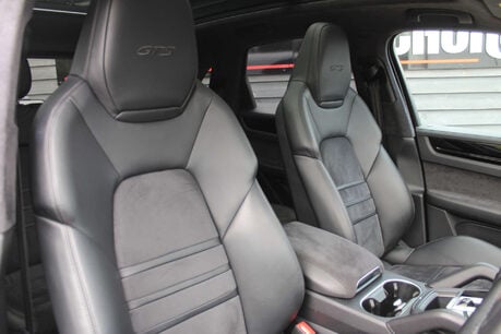 Porsche Cayenne 4.0 Cayenne GTS Auto 4WD 5dr 7